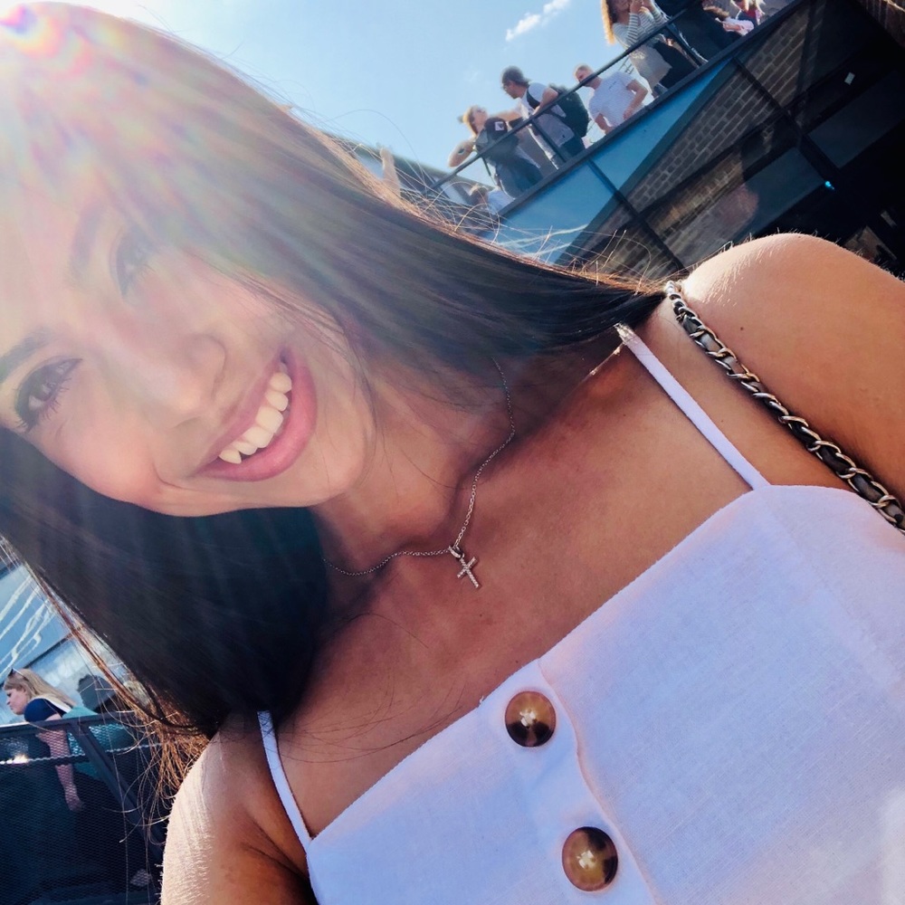 Meet your Posher, Alyssa